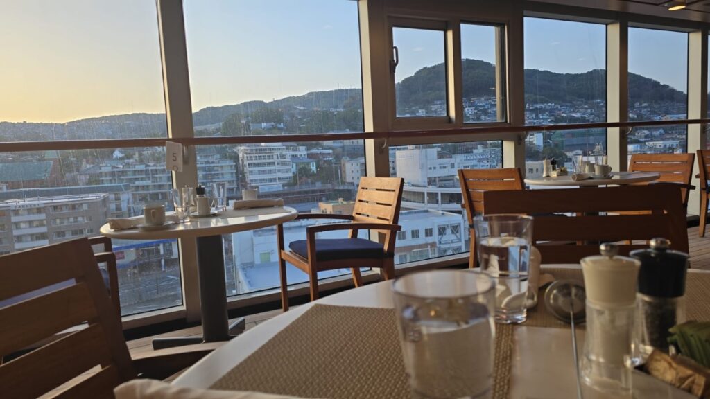 Oceania restaurant
