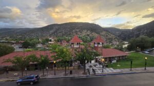 Glenwood Springs Hotel